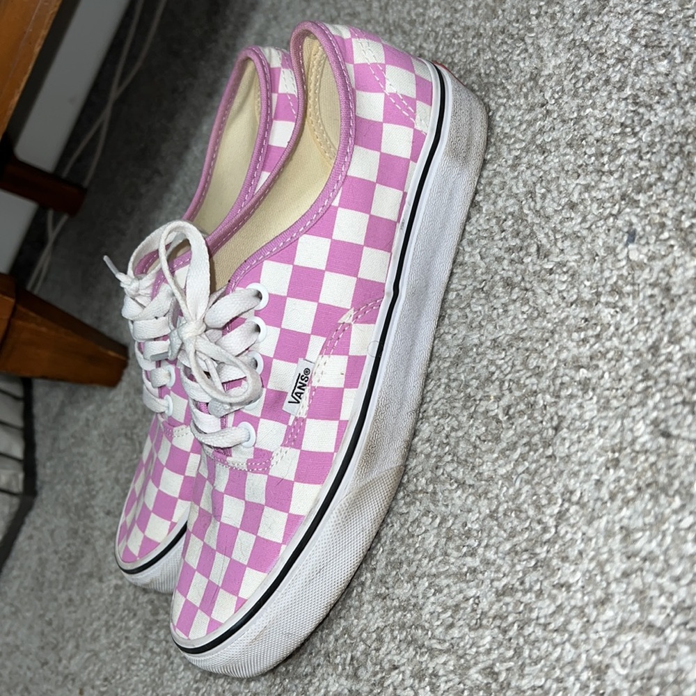 Vans - Picture 2 of 4